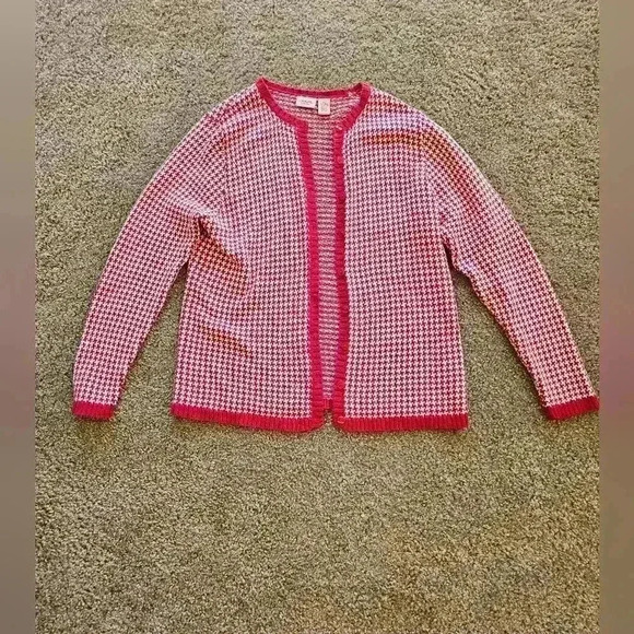 Red & White Herringbone Cardigan, Size XL - Picture 3 of 6